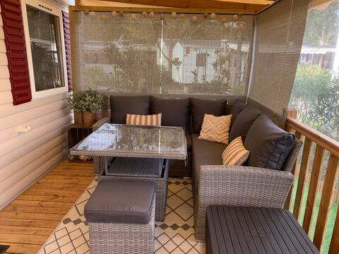 Airbnb performant: Spacious Mobile Home "LES CLAPOTIS" à Lège Cap Ferret