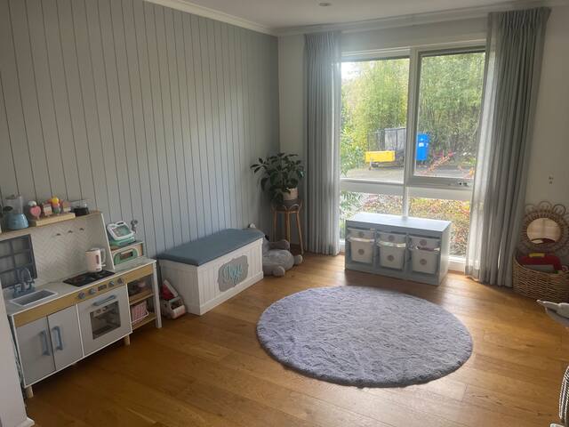 Home in Frankston South gallery image 4