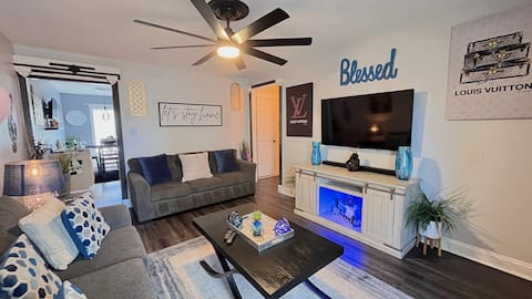 Cozy & Chic Home Near Camp Lejune & Beaches