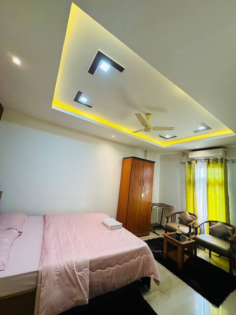 Xadori homestay - available parking at premises