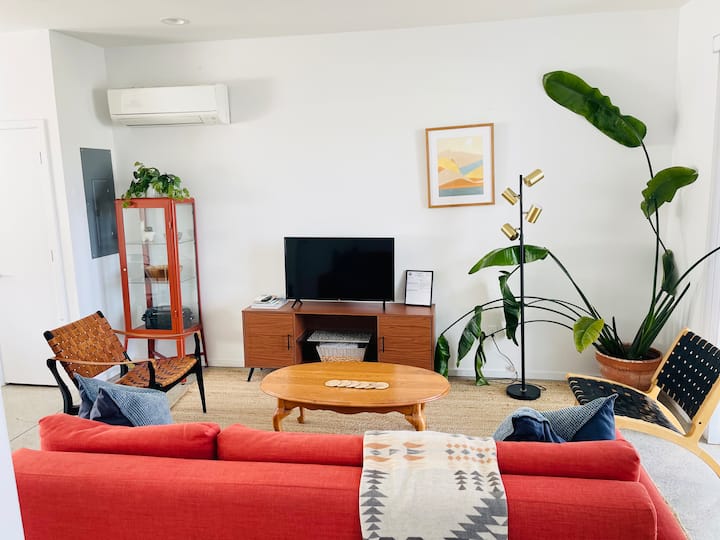 Scenic City 3-bedroom Getaway On The Southside - Chattanooga, TN