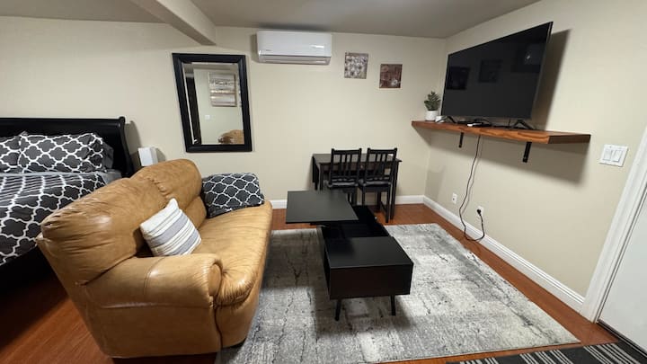 Cozy Private Studio Near Sfo & Downtown Burlingame - Millbrae, CA