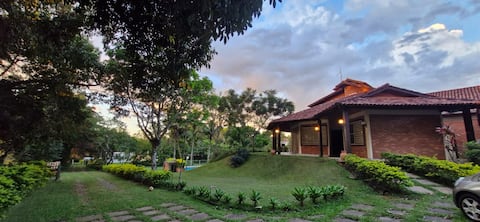 Comfortable, spacious mansion for leisure and work