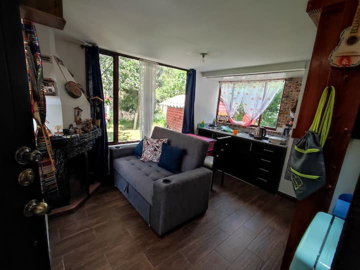 Kila familia ina simulizi yake, karibu kwenye yetu! 