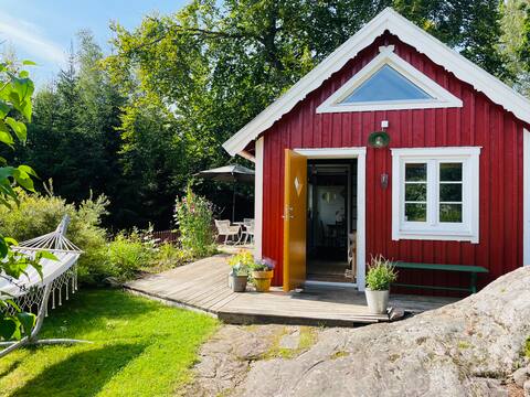 A fantastic little cottage with the forest close by.