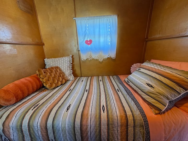 Dhomë gjumi 2