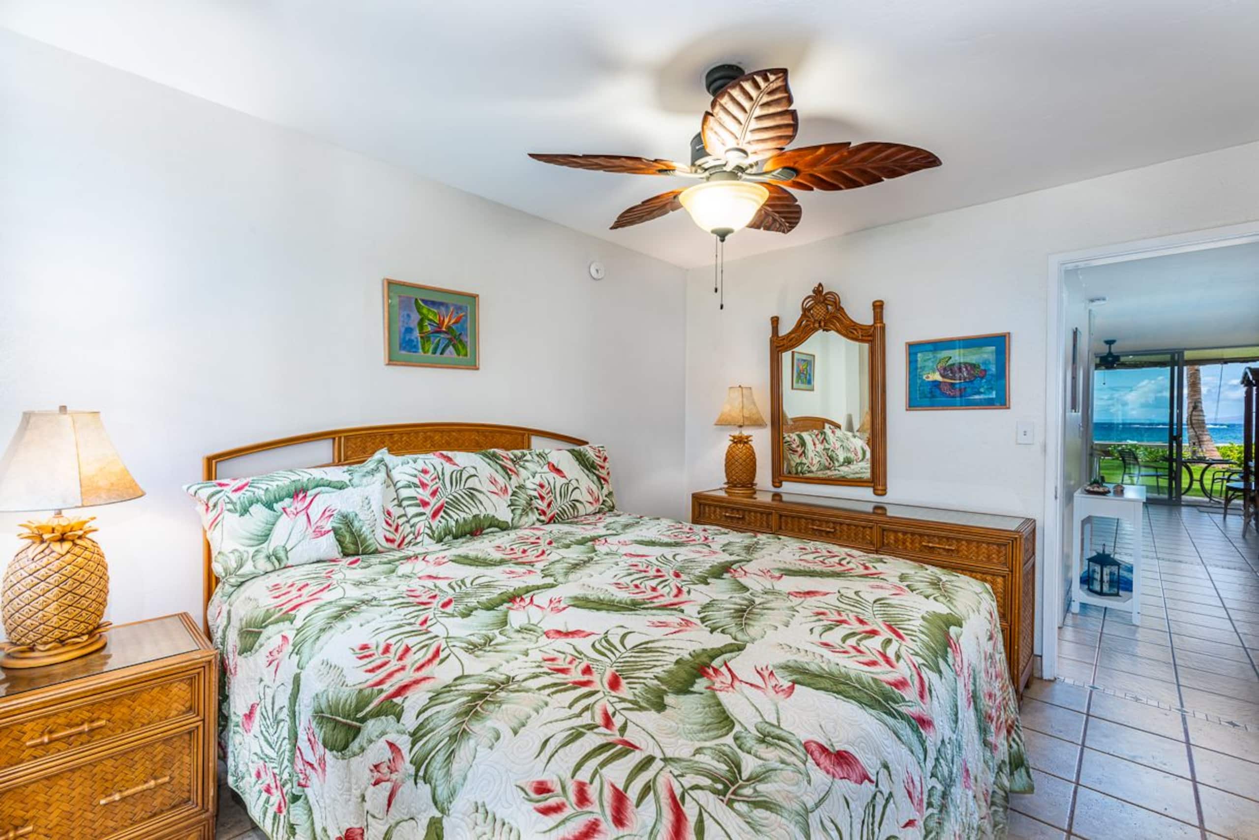 Condo in Lahaina · ★4.96 · 1 bedroom · 1 bed · 1 bath - Image 14