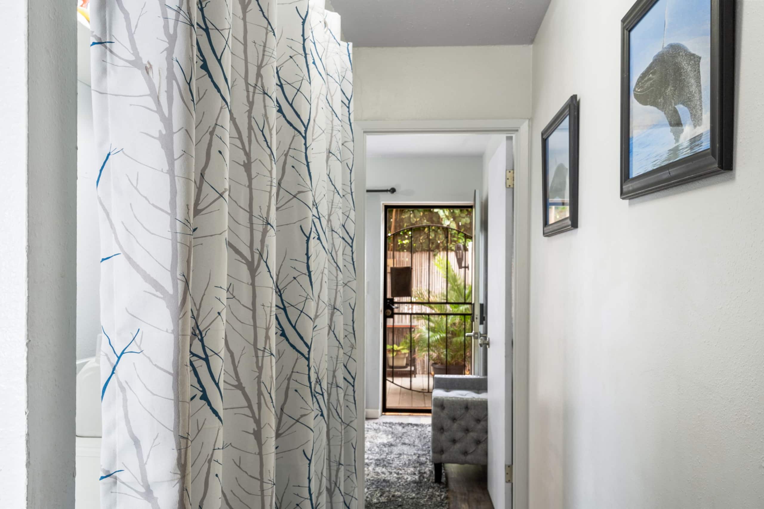 Condo in Kihei · ★4.92 · 1 bedroom · 2 beds · 1 private bath - Image 59