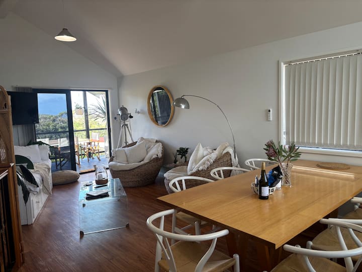 Lighthouse On The Beach - Unit 2a - Port Macquarie