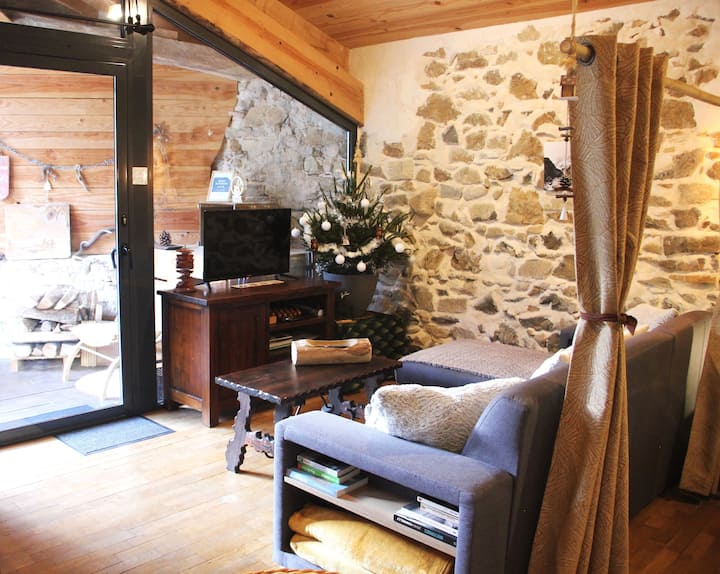 Gîte/loft De Caractère "Au Murmure Du Ruisseau " - Lac de Mondély