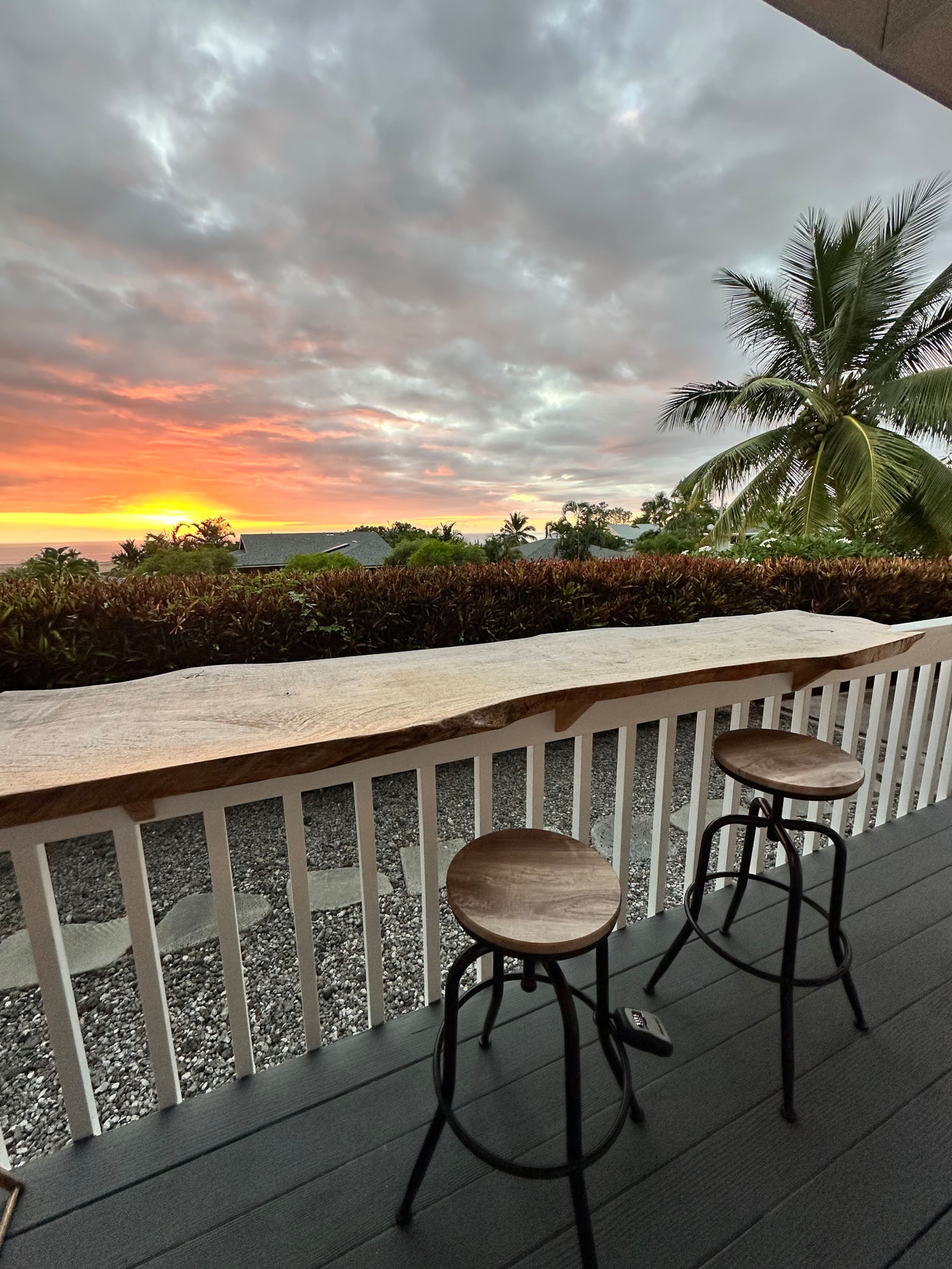 Home in Kailua-Kona · ★4.97 · 1 bedroom · 2 beds · 1 private bath - Image 7