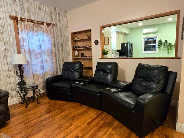 Cozy Retreat | Spacious Home with Hot Tub & Wine gallery image 2