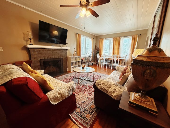 Spacious 4br • 8 Beds • Perfect For Groups - Valdosta, GA