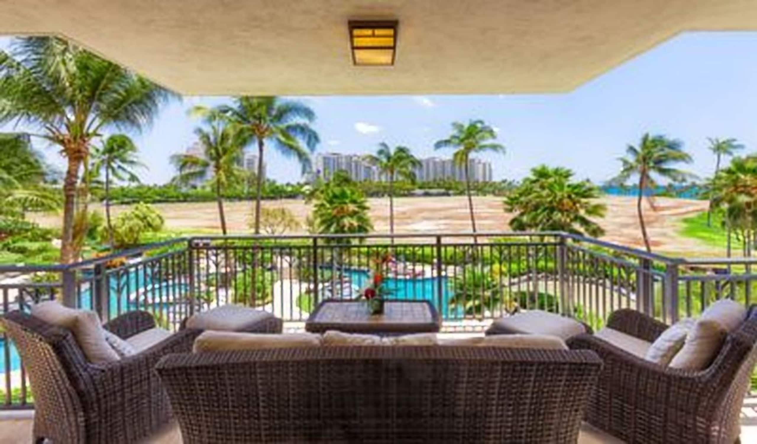 Villa in Honolulu County · ★4.85 · 3 bedrooms · 4 beds · 3 private baths - Image 3