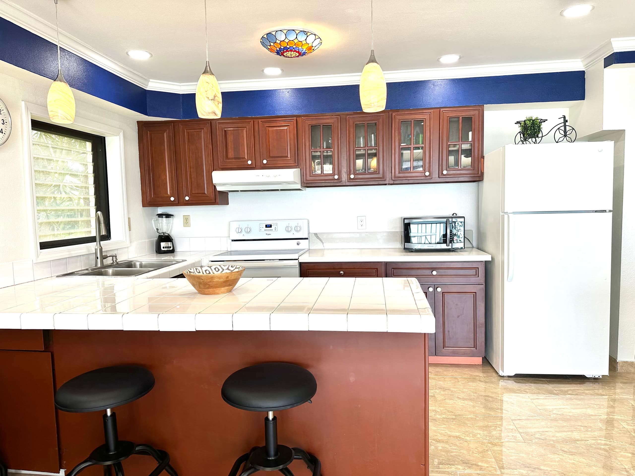 Condo in Lahaina · ★4.89 · 2 bedrooms · 5 beds · 2 private baths - Image 14