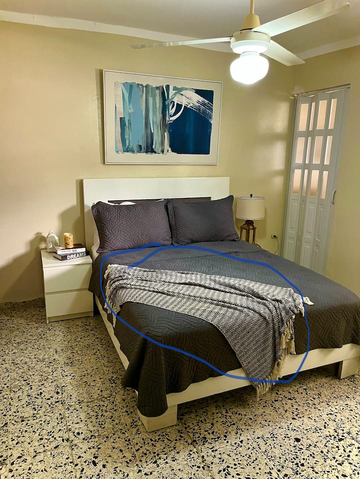 غرفة النوم 1