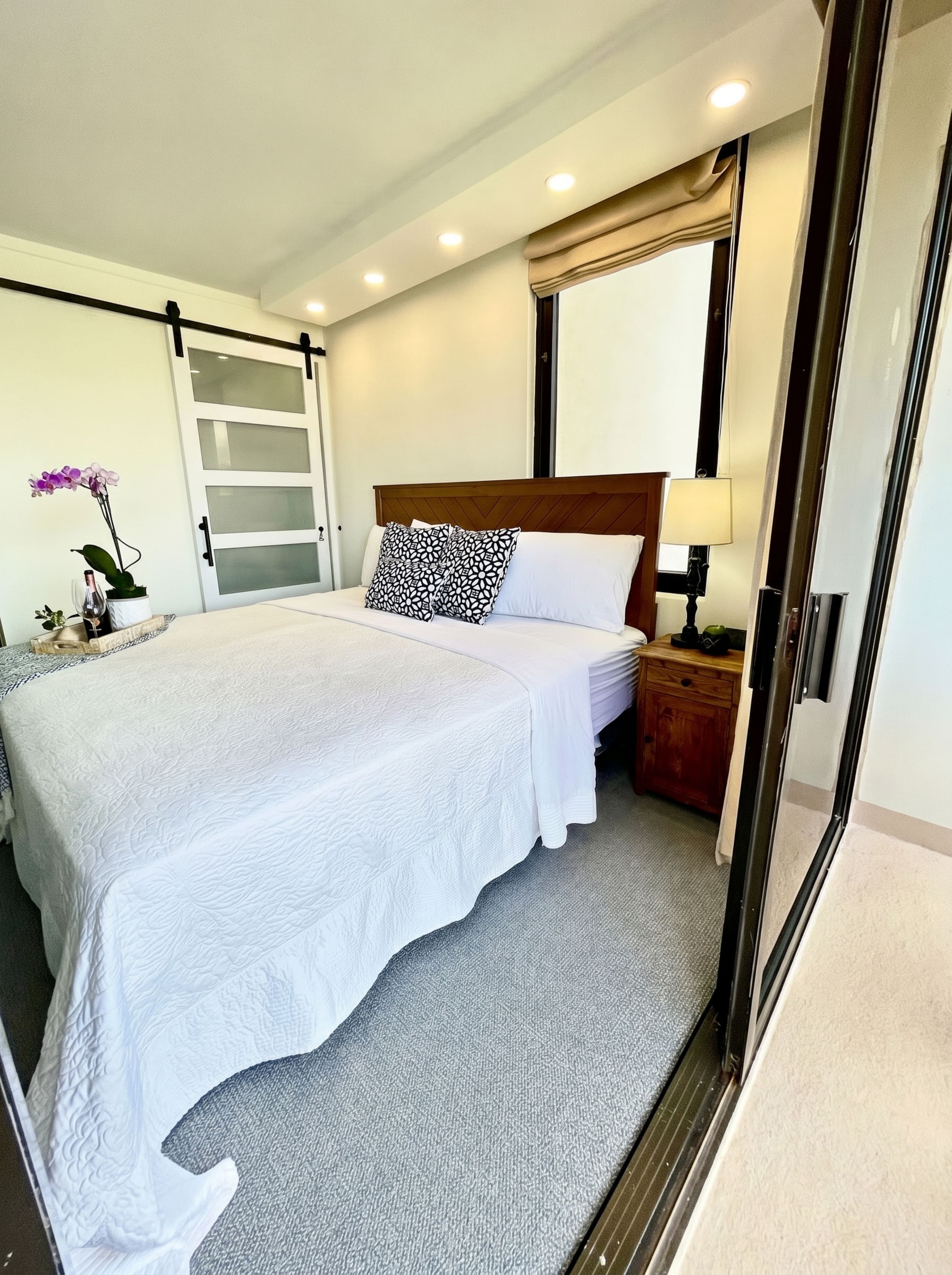 Condo in Honolulu · ★4.9 · 1 bedroom · 3 beds · 1 bath - Image 14