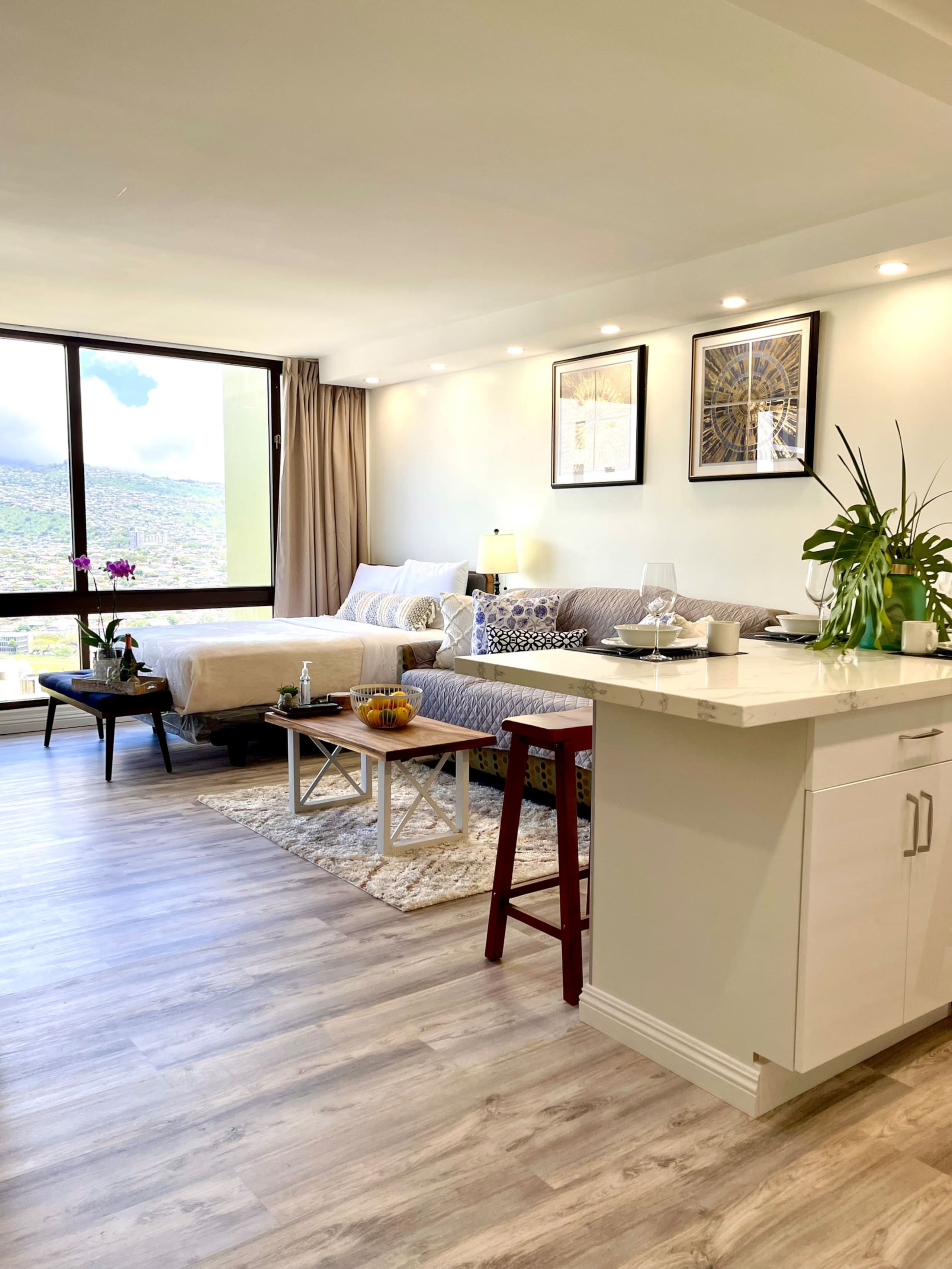 Condo in Honolulu · ★4.9 · 1 bedroom · 3 beds · 1 bath - Image 1