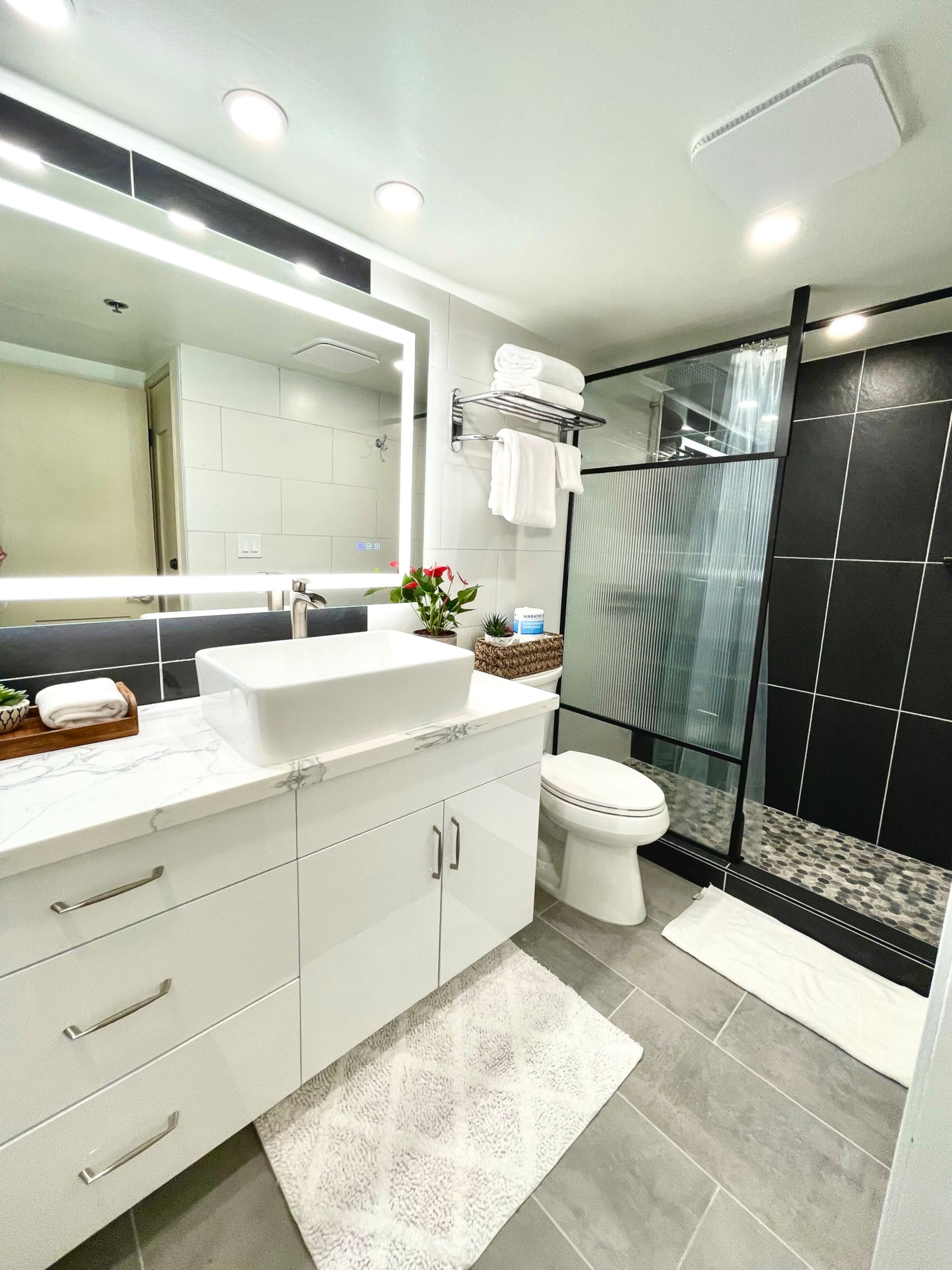 Condo in Honolulu · ★4.9 · 1 bedroom · 3 beds · 1 bath - Image 21