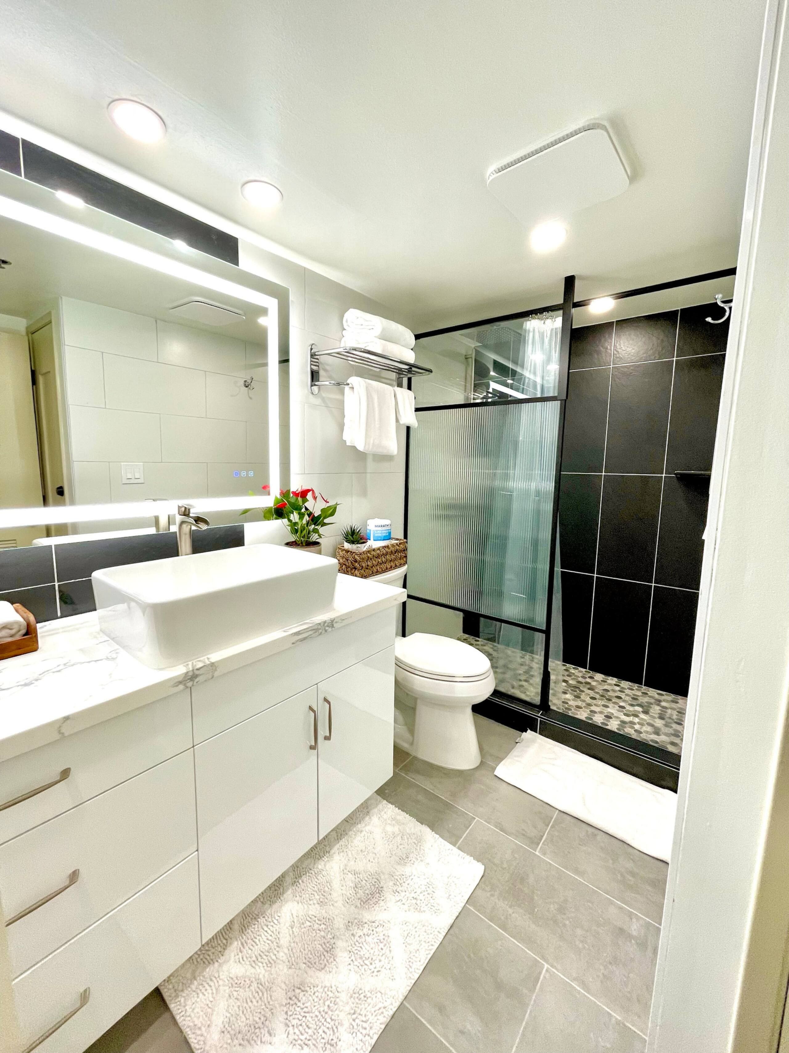 Condo in Honolulu · ★4.9 · 1 bedroom · 3 beds · 1 bath - Image 23