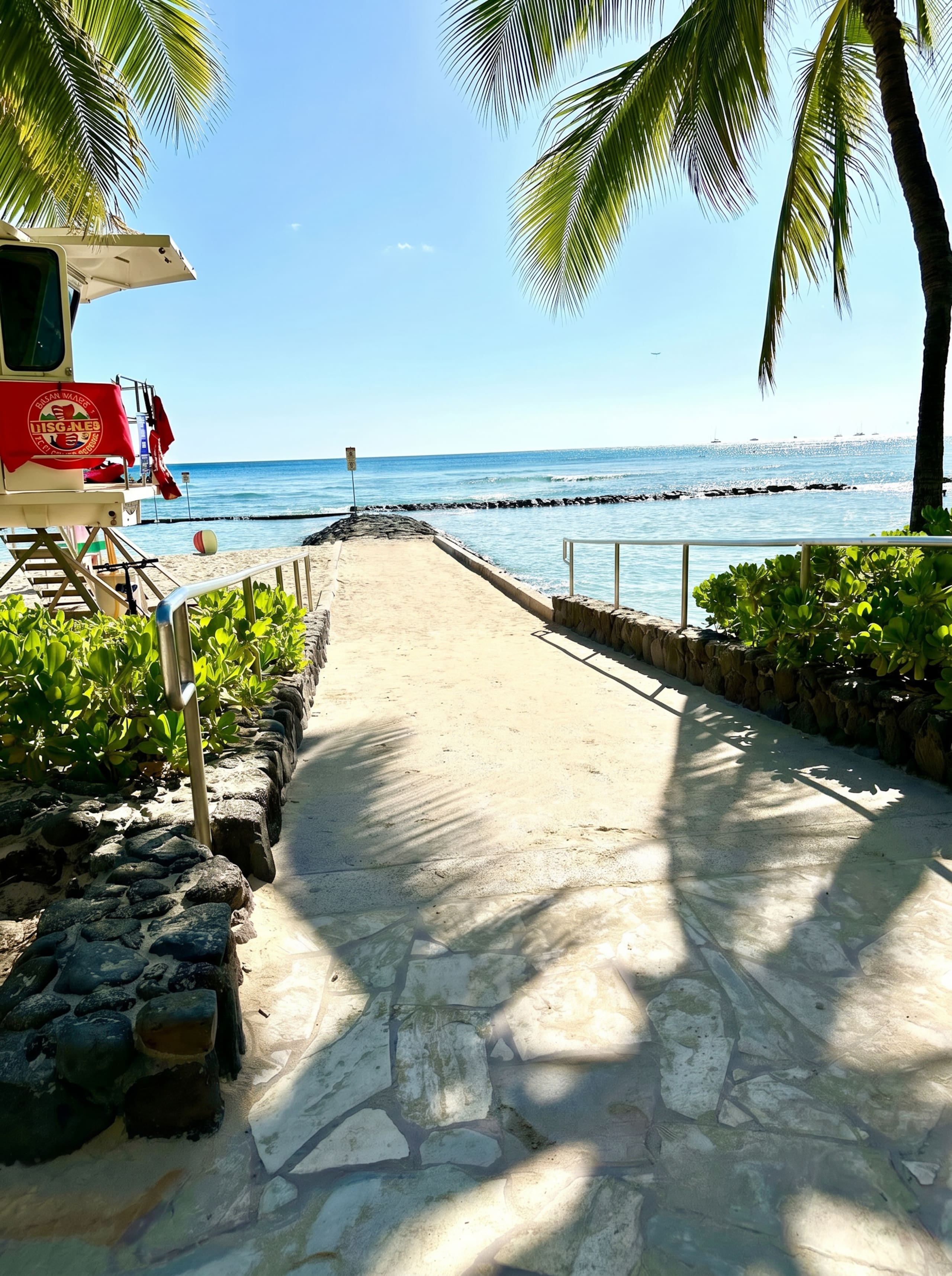 Condo in Honolulu · ★4.9 · Studio · 1 bed · No bathroom - Image 32