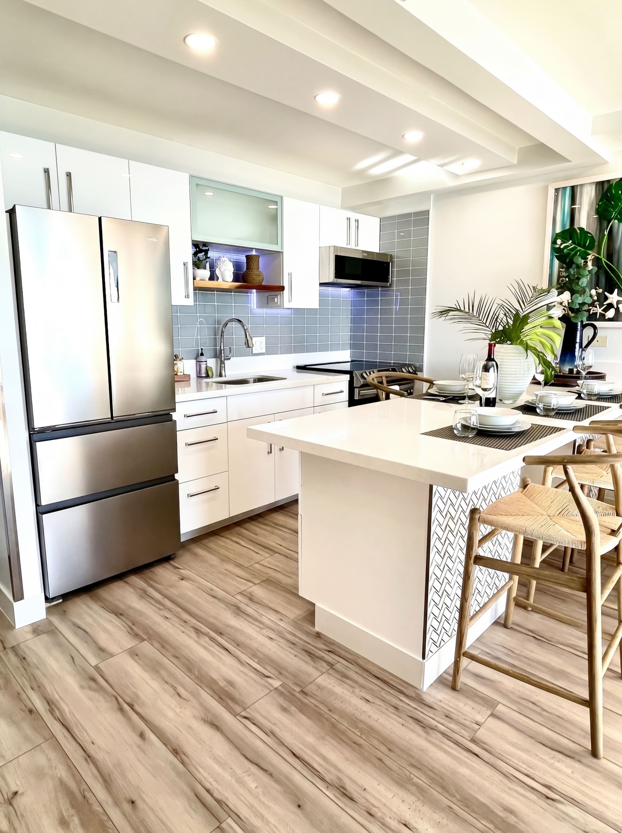 Condo in Honolulu · ★4.9 · Studio · 1 bed · No bathroom - Image 6