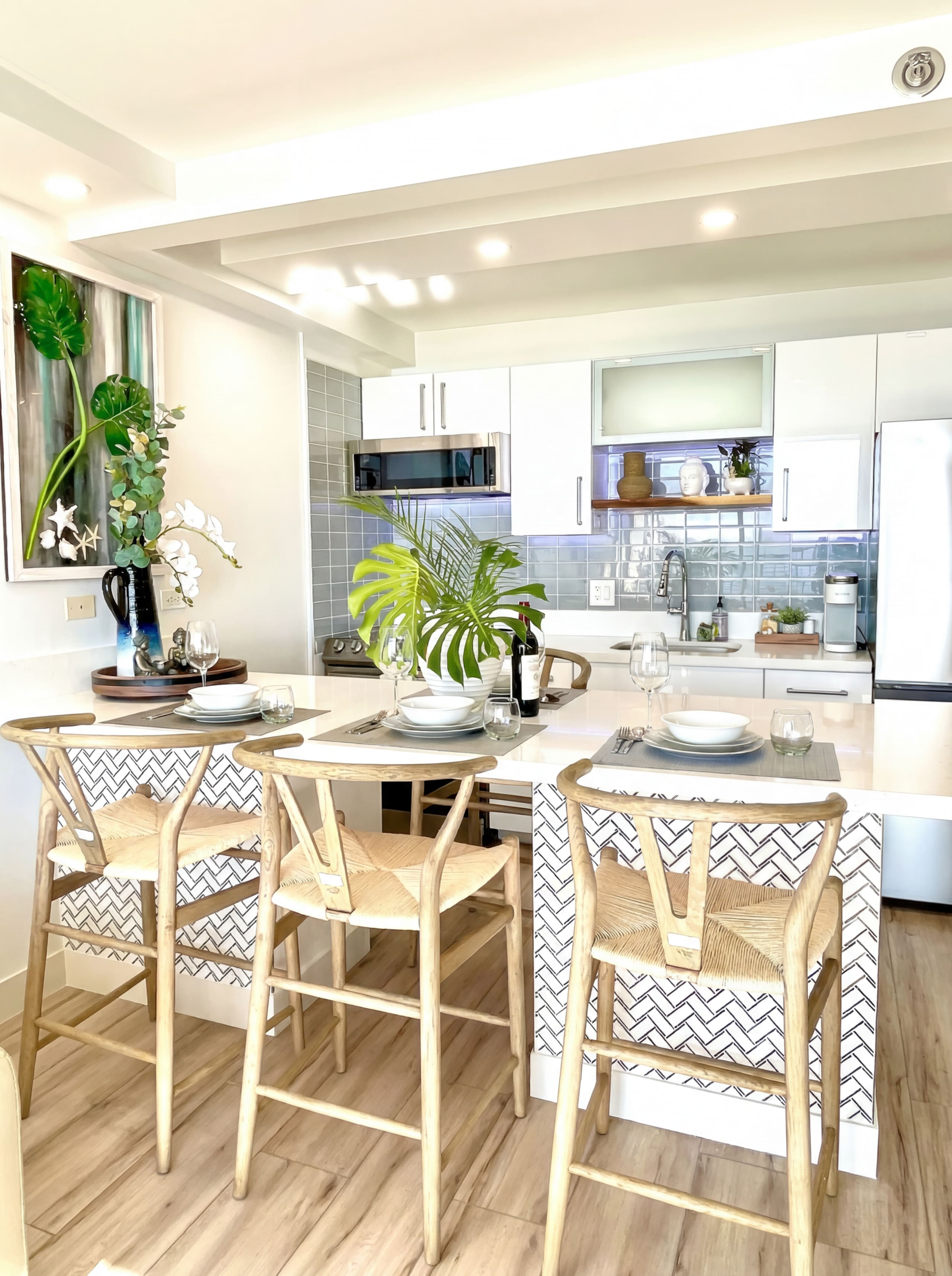 Condo in Honolulu · ★4.9 · Studio · 1 bed · No bathroom - Image 2
