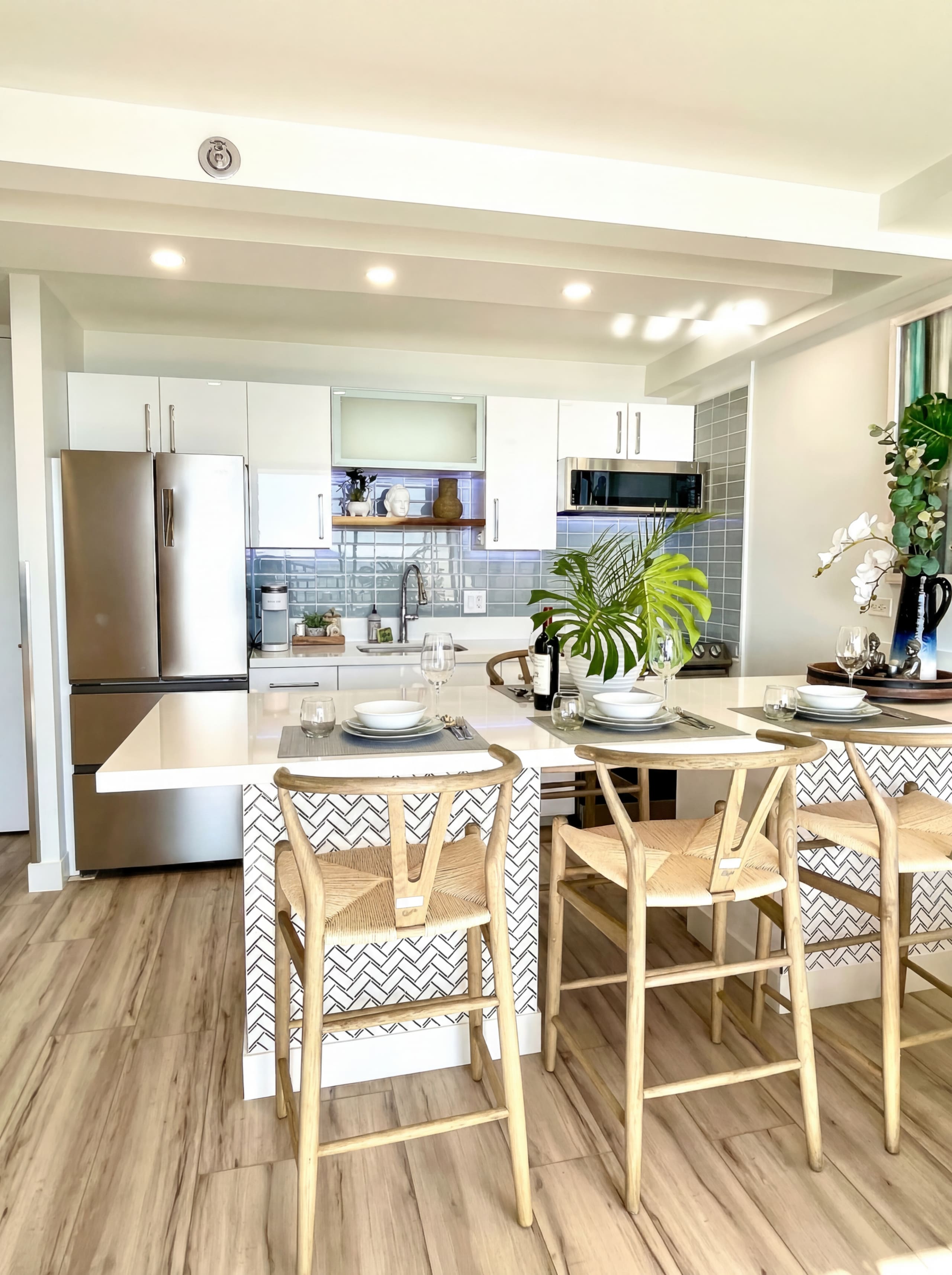 Condo in Honolulu · ★4.9 · Studio · 1 bed · No bathroom - Image 4