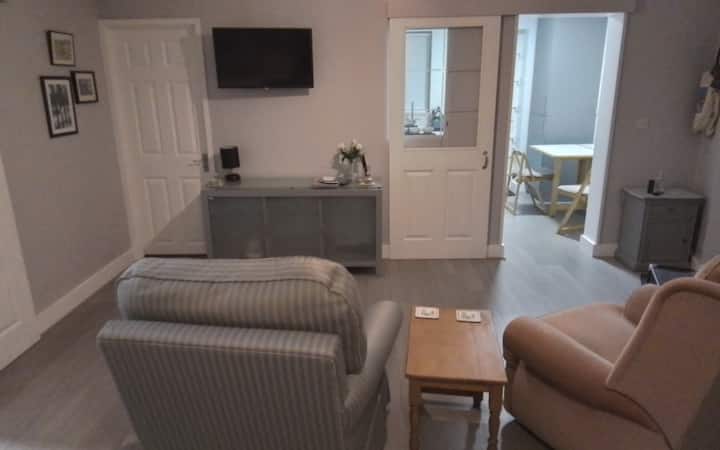 Annexe Own Entrance,kitchen, Wc, Living/bed Space - Oxford