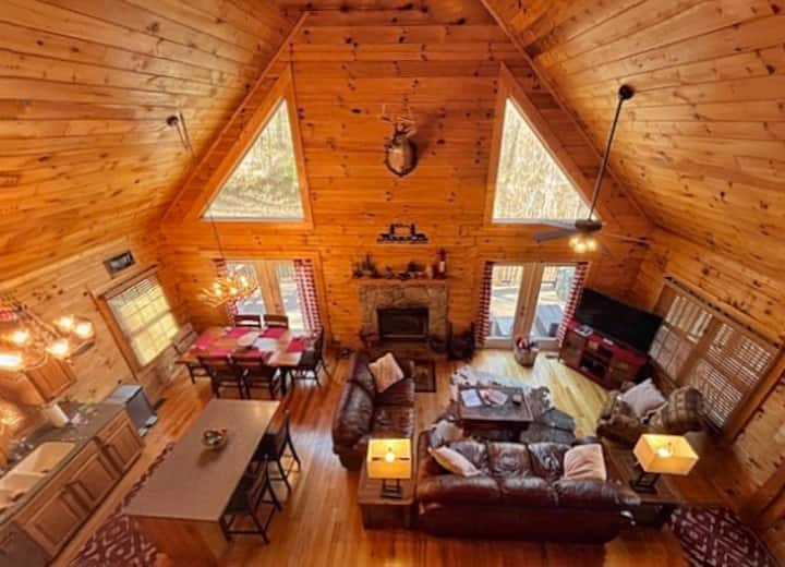Log Cabin In Smoky Mountains W/ View & Hot Tub 🌄 - Waynesville, NC
