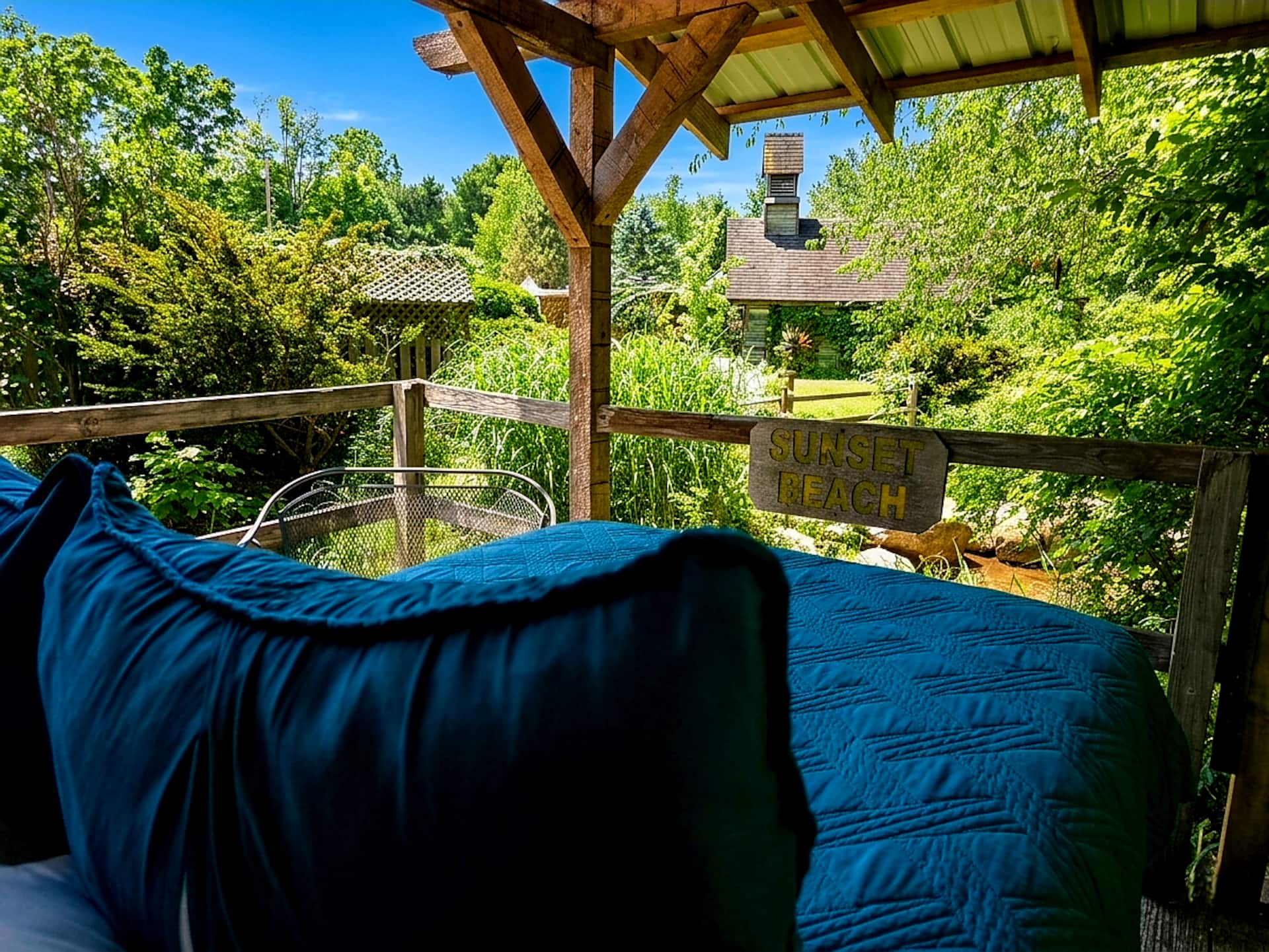 Bridgehouse: New Outdoor Bed + Scavenger Hunt!