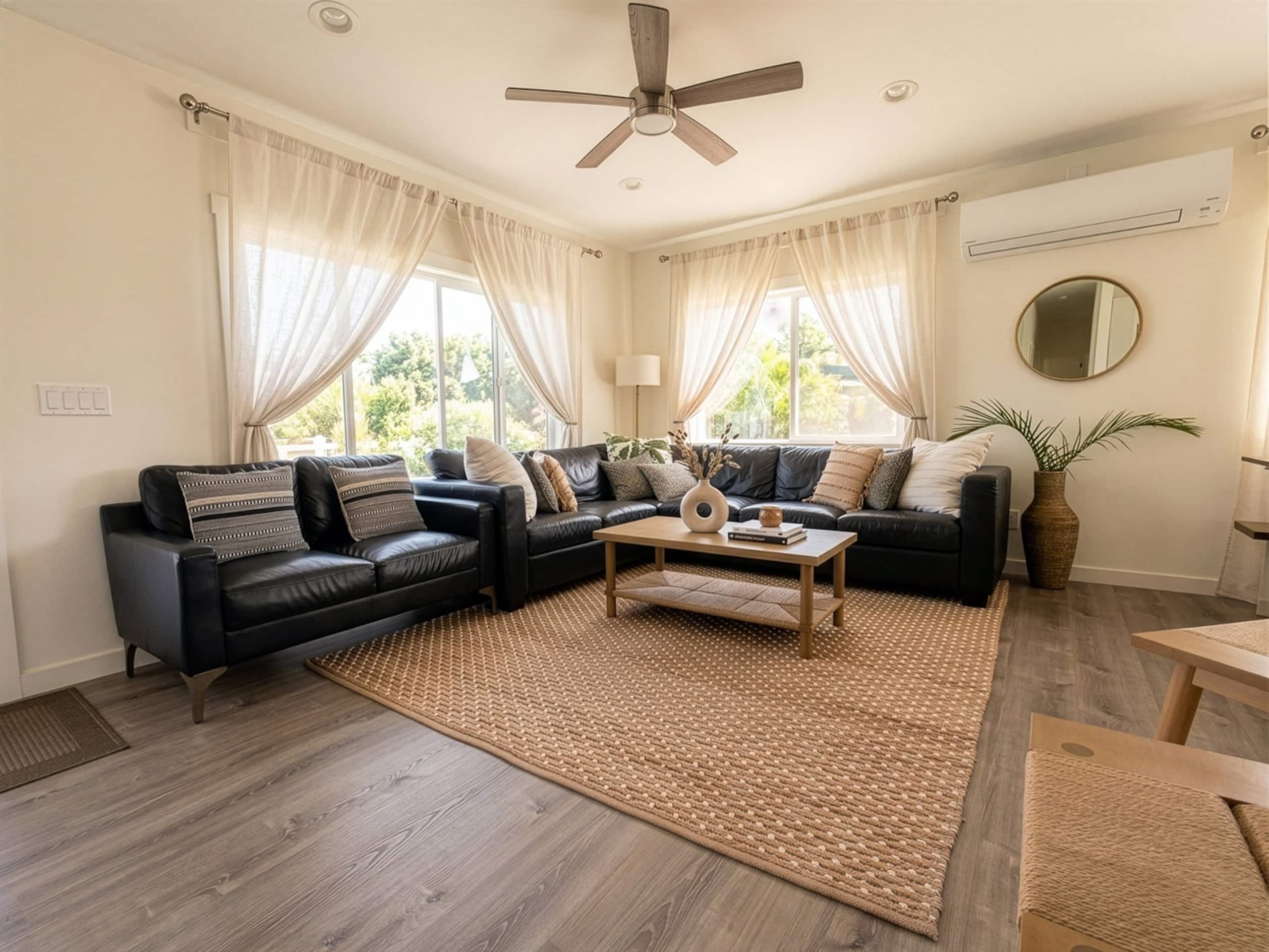 Home in Kahuku · ★4.97 · 7 bedrooms · 14 beds · 4 private baths - Image 2
