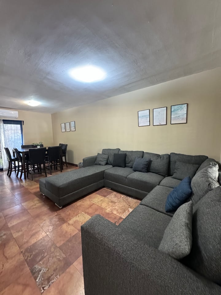Casa San Carlos 2 A 10 Min De Consulado - Ciudad Juárez