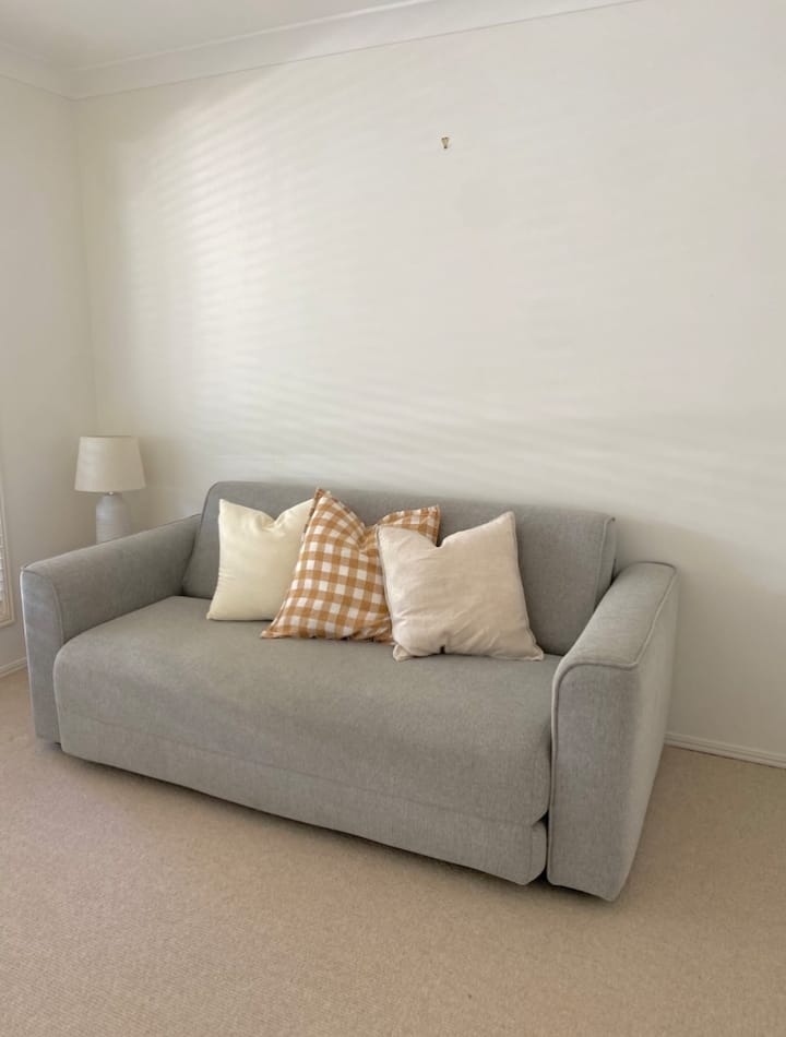 โซฟาควีนไซส์แบบพับเก็บได้ของ Koala 