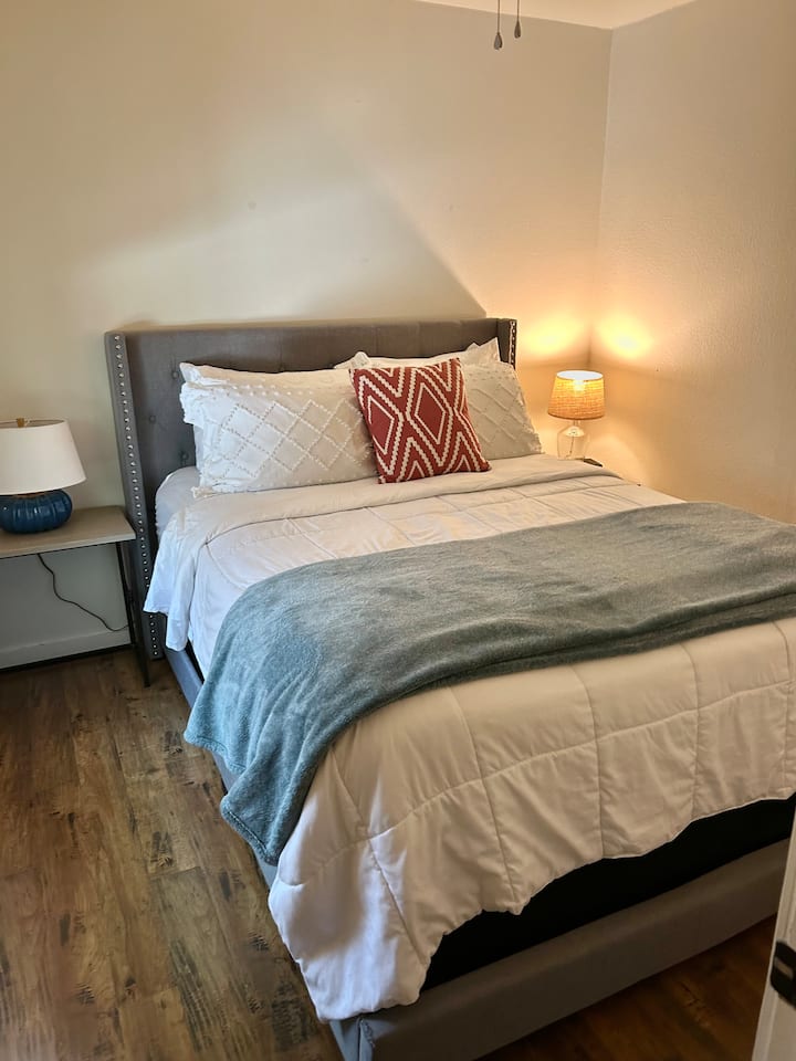 غرفة النوم 2