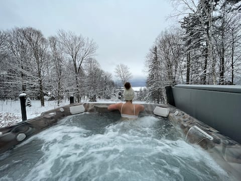 Modern Retreat next to Mountain Top Inn,Killington