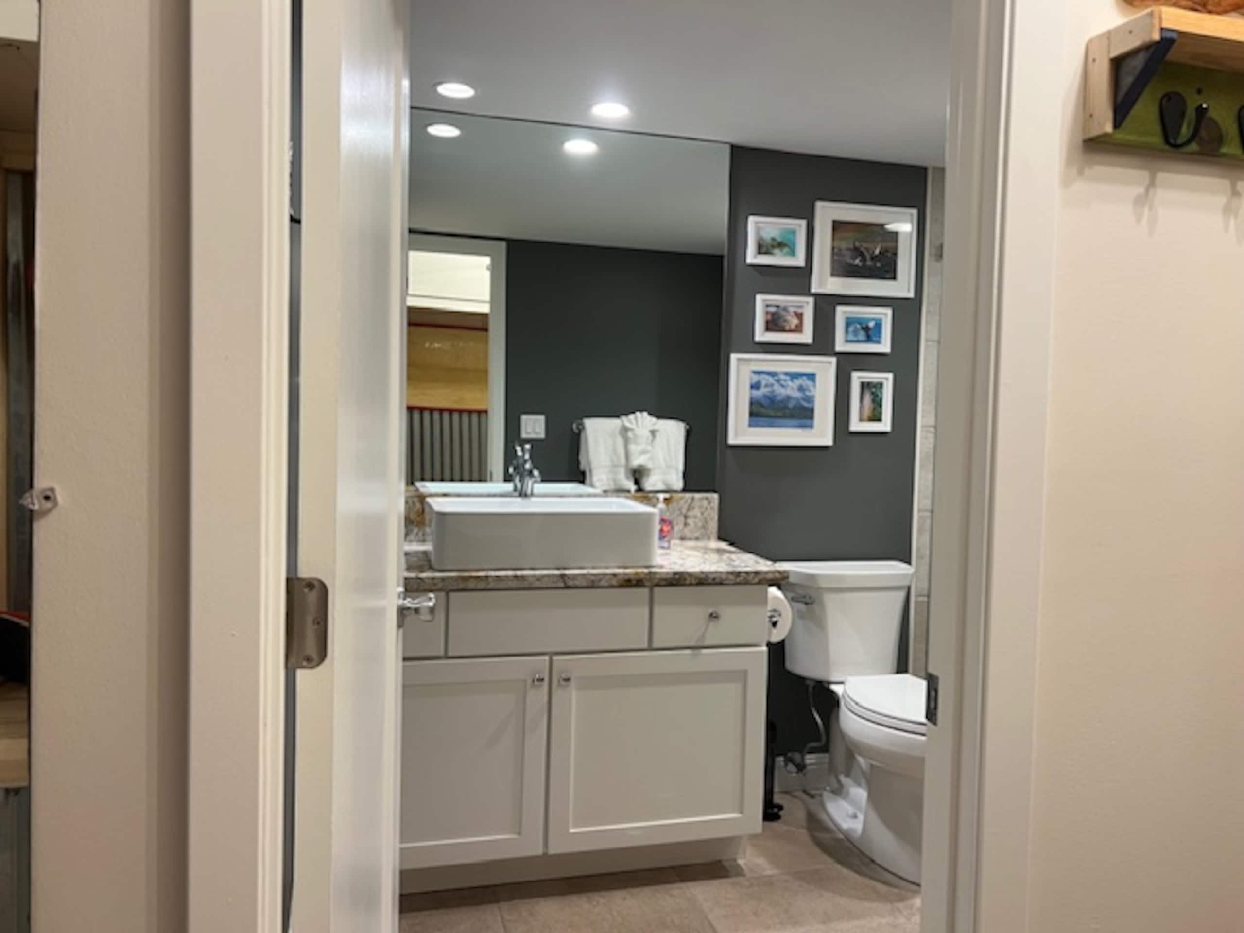 Condo in Lahaina · ★4.66 · Studio · 1 bed · 1 private bath - Image 9