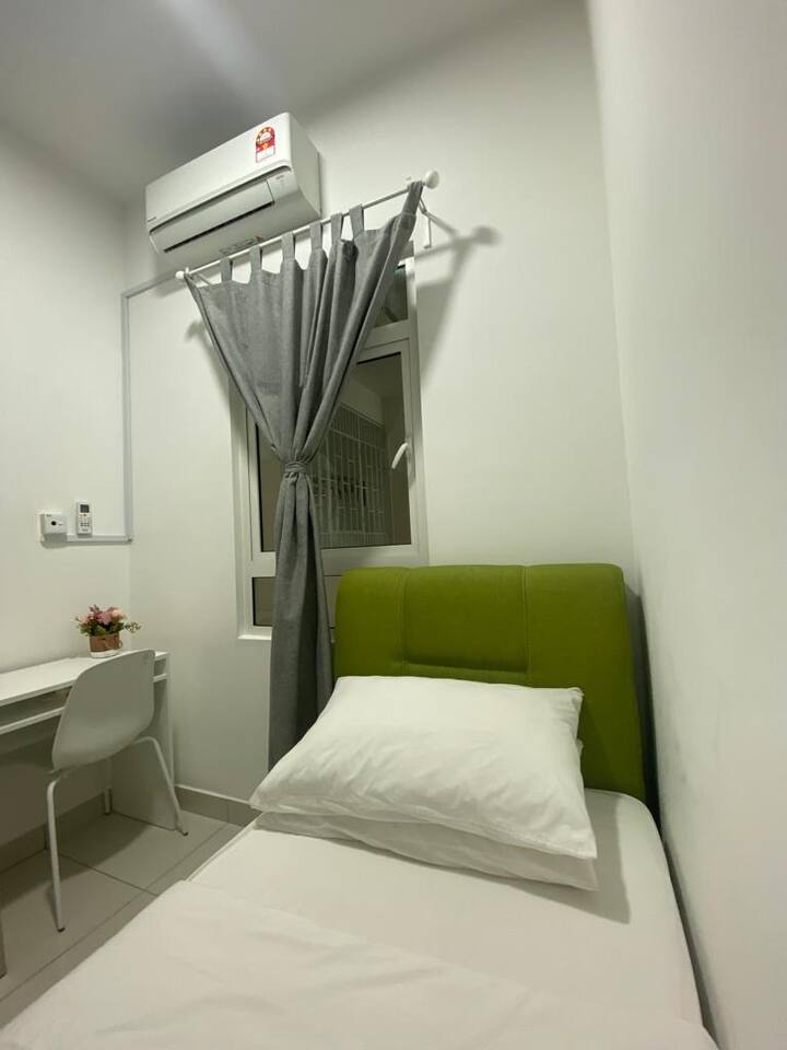 საძინებელი 1