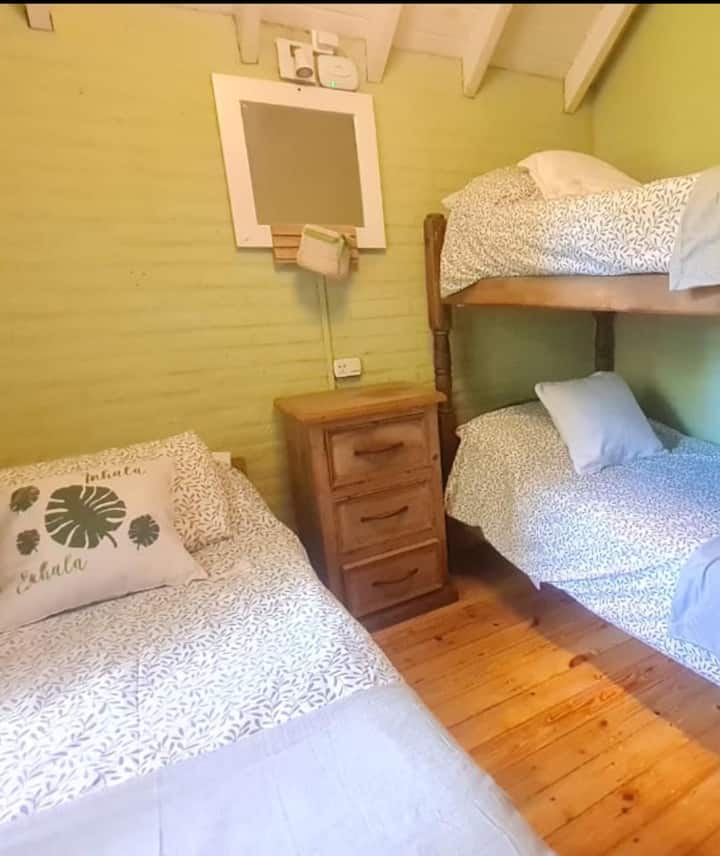 غرفة نوم ثلاثية