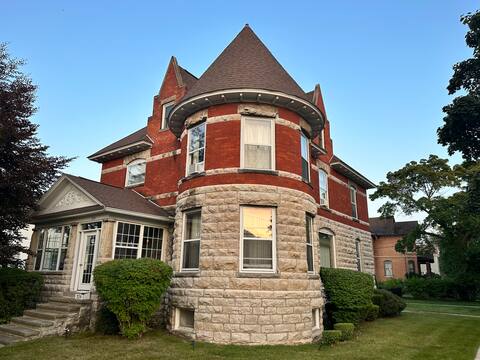 The Historic Collins Residence (~1890's)