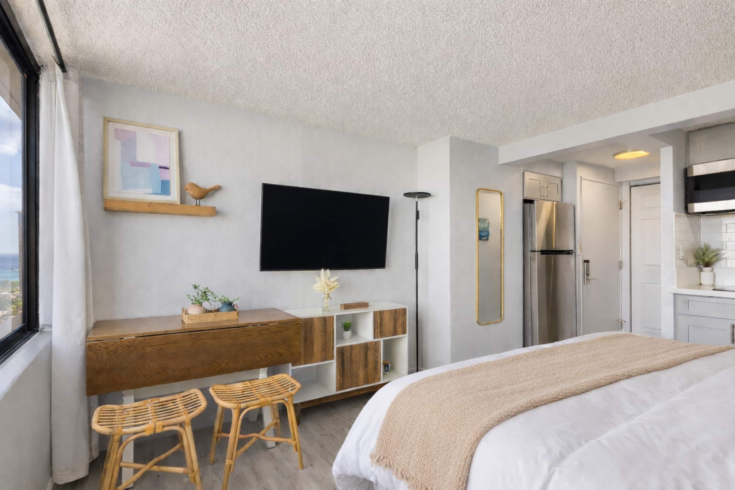 Condo in Honolulu · ★4.73 · 1 bedroom · 1 bed · 1 private bath - Image 17