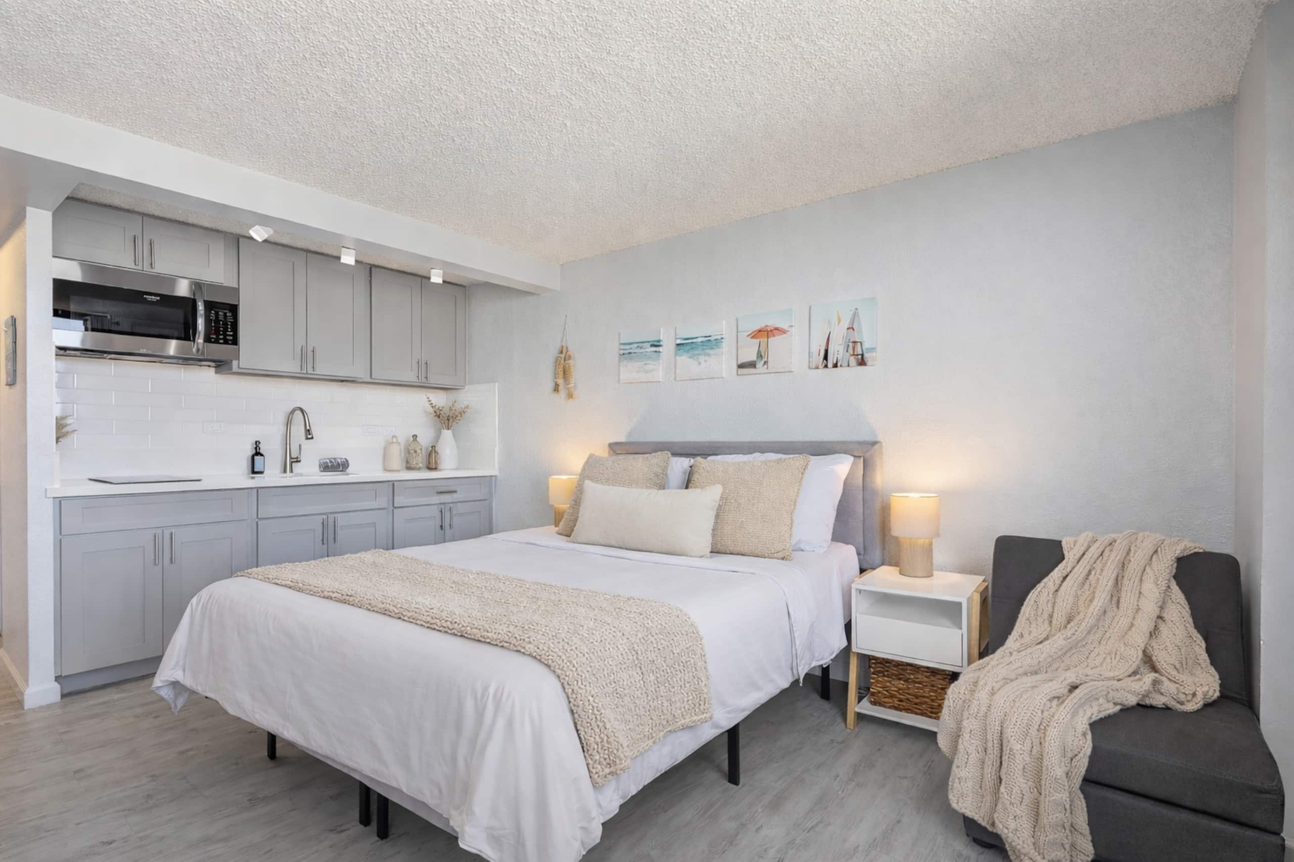 Condo in Honolulu · ★4.73 · 1 bedroom · 1 bed · 1 private bath - Image 16