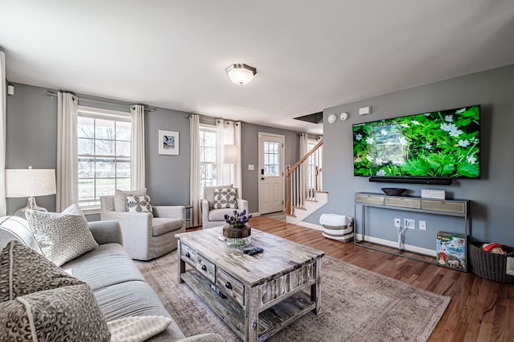 Lovely 3bdrm Home W/ Ac & Bbq 10min To Dt Portland - Portland, ME