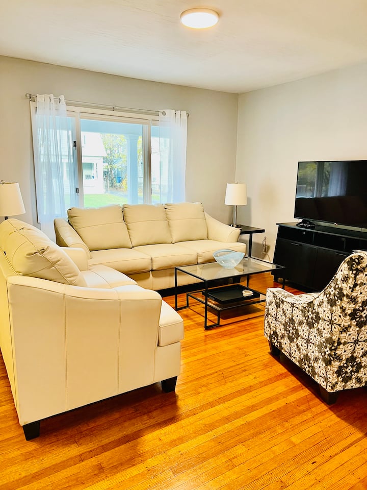 Buffalo Stays- Elmwood Village Retreat - Buffalo, NY