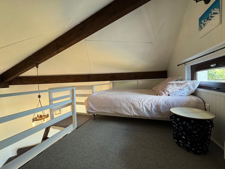 Shtrojat e krevatit të ofruara 