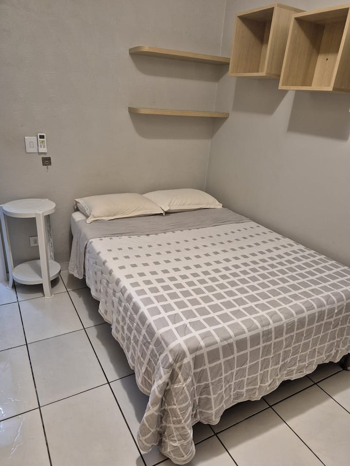 غرفة النوم 1