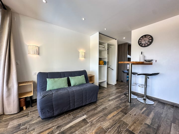 Spacieux & Calme •Parking •Piscine •Balcon Vue Mer - Brittany