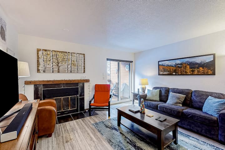 2br Mountainview | Hot Tub | Pool | Sauna | Tennis - Frisco, CO