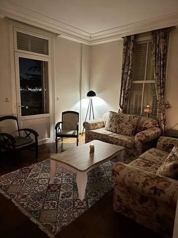 Deniz Manzaralı Huzurlu Köşk Dairesi gallery image 2