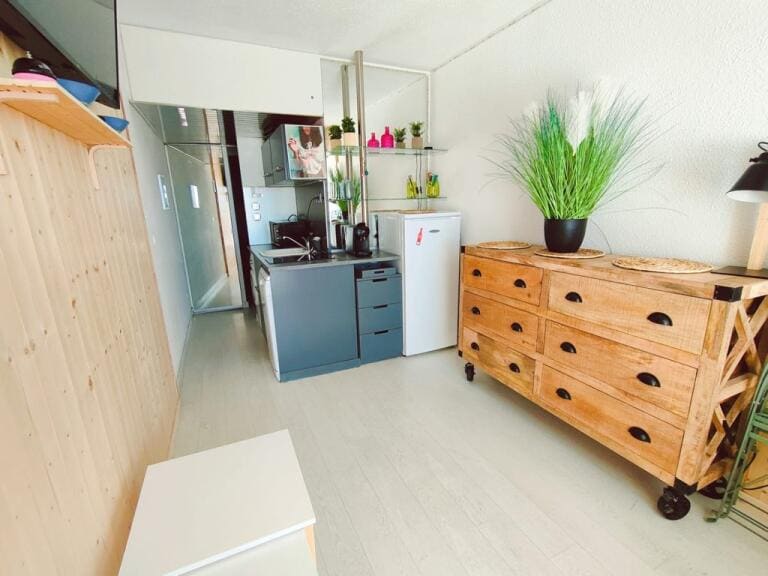 Camp naturiste studio port nature coursives